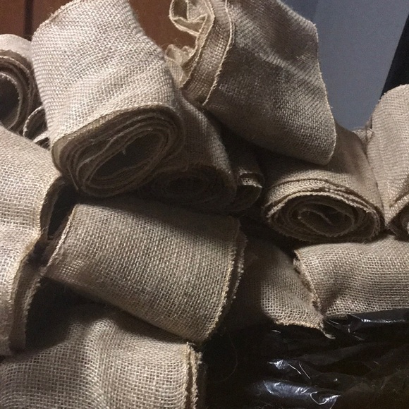 Burlap bows